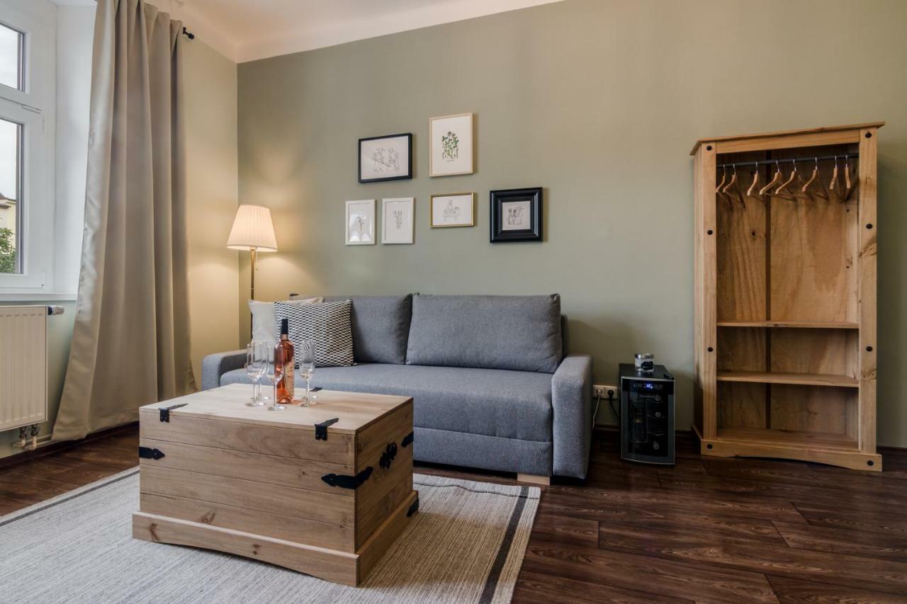With Sunny Garden By Michal&friends Appartement