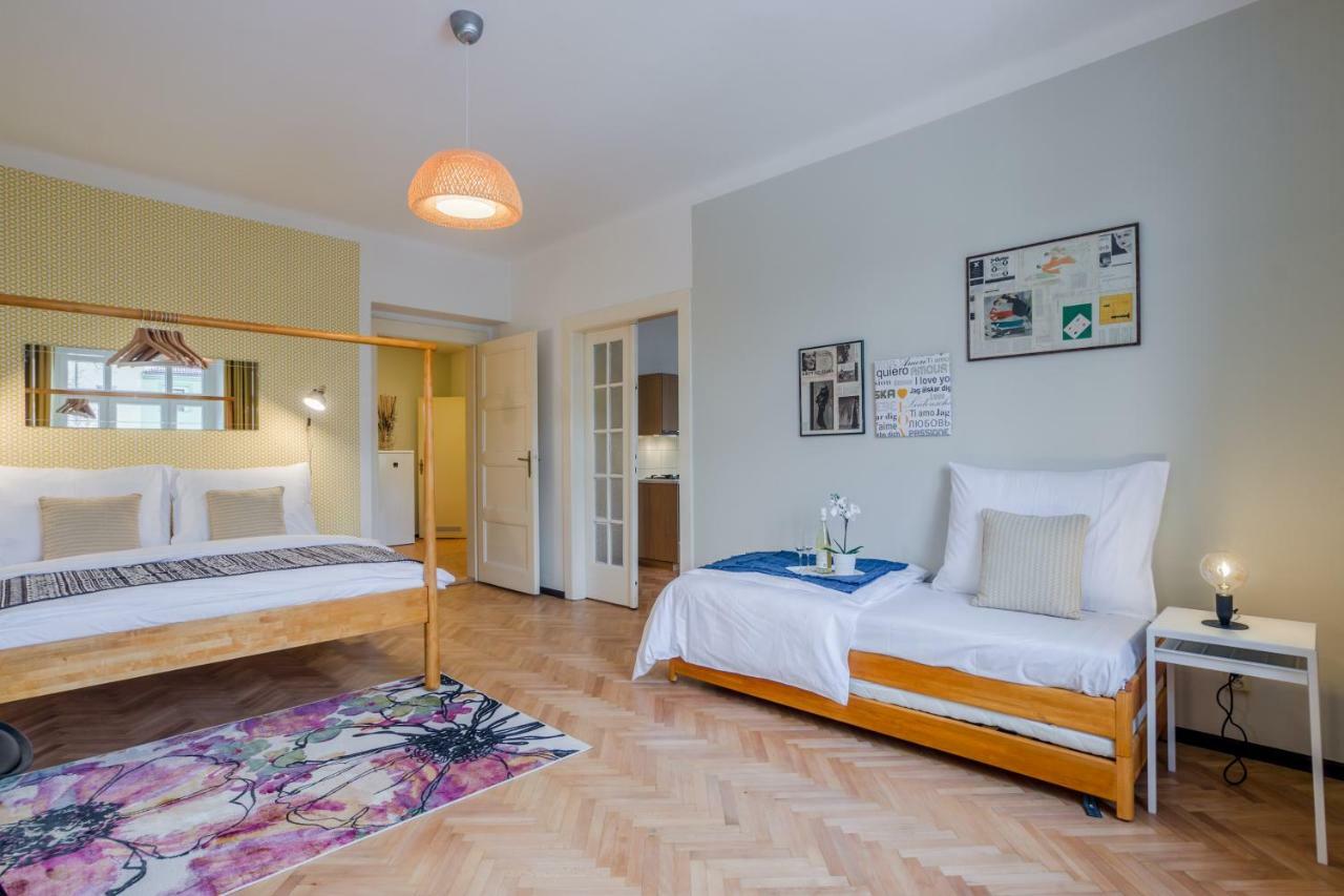 Appartement With Sunny Garden By Michal&friends Praag