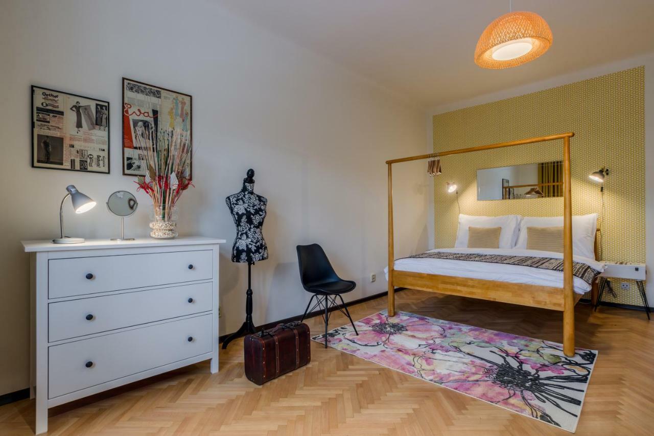 With Sunny Garden By Michal&friends Appartement Praag